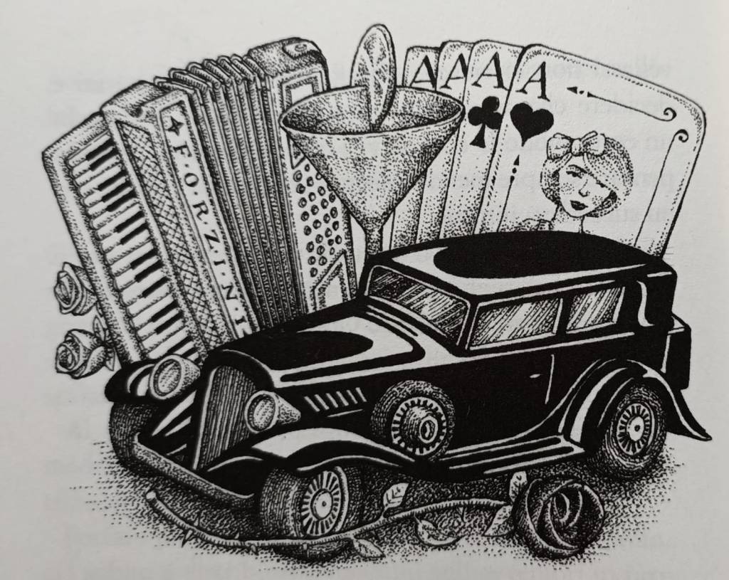 Immagine tratta da "La scimmia dell'assassino". Composizione in bianco e nero con una Rolls Royce in primo piano, più sullo sfondo una fisarmonica, un bicchiere da cocktail e delle carte da gioco.